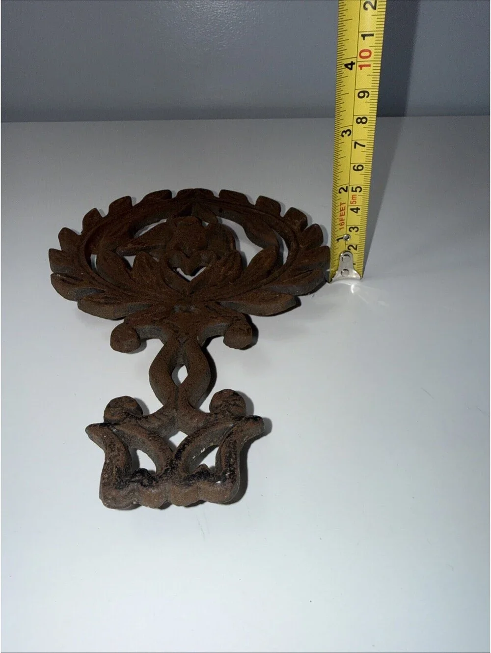 VTG Cast Iron Wilton Trivet Pot Pan Holder Eagle & Heart Rustic Decor ~4 Footed